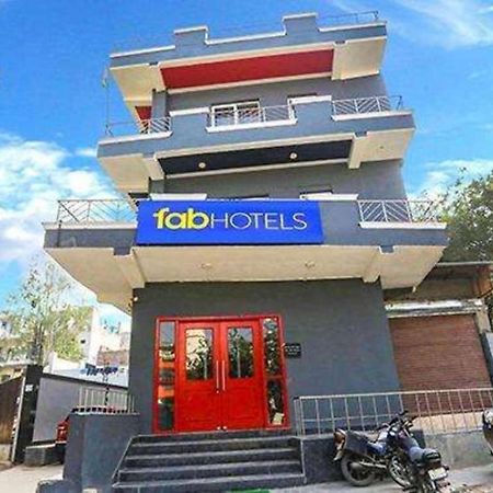 Hotel Yellow Chilli Britannia Chowk Nowe Delhi Zewnętrze zdjęcie